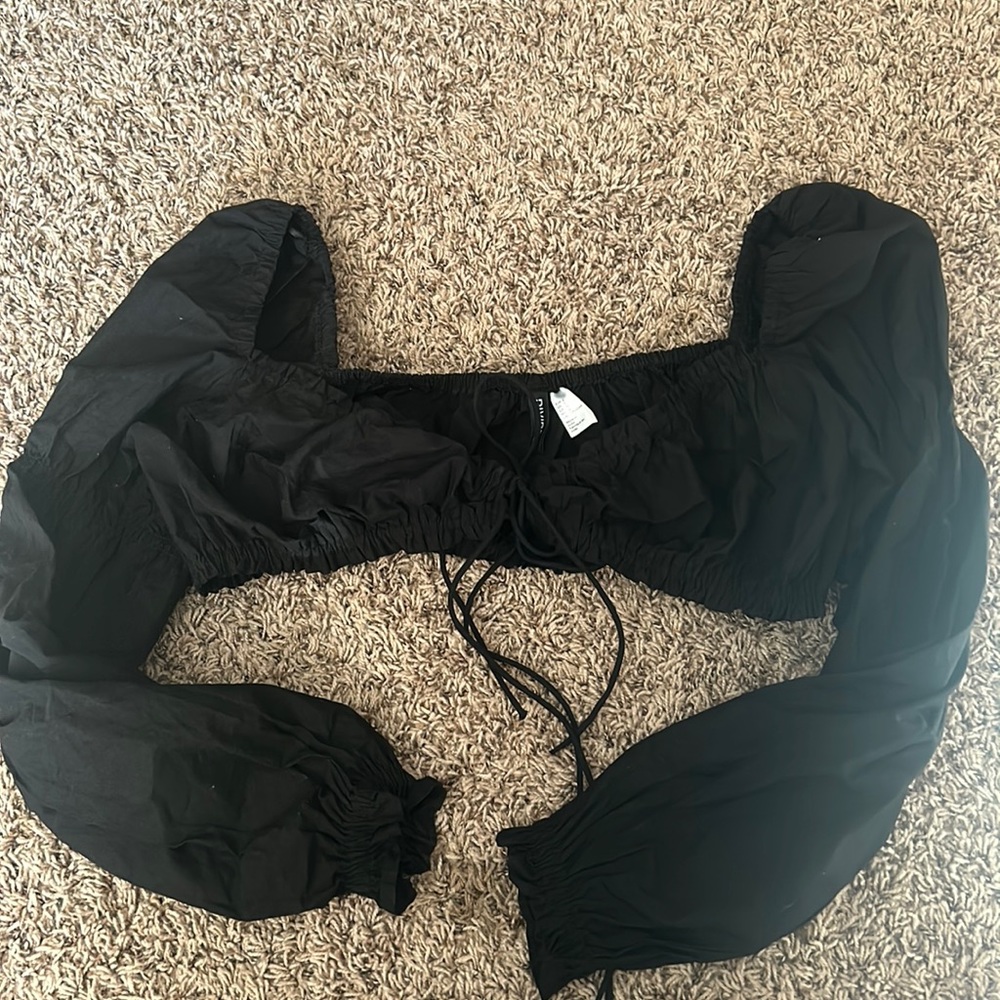 H&M long sleeve crop top